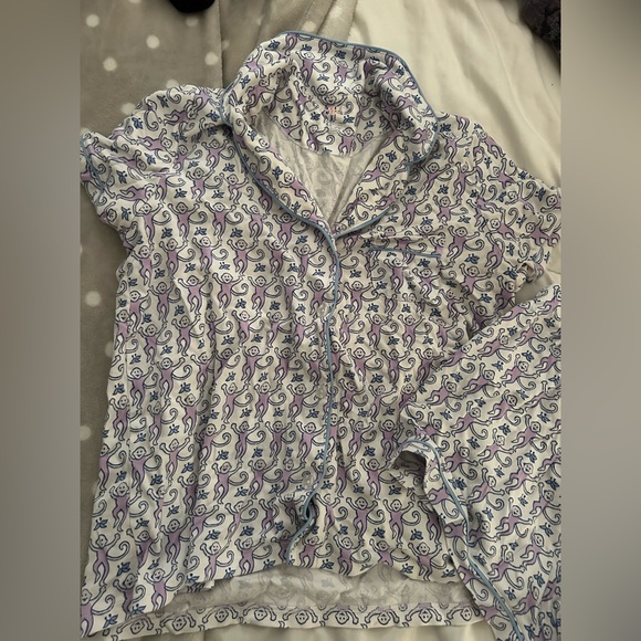 Roller Rabbit purple monkey pjs - Picture 2 of 5